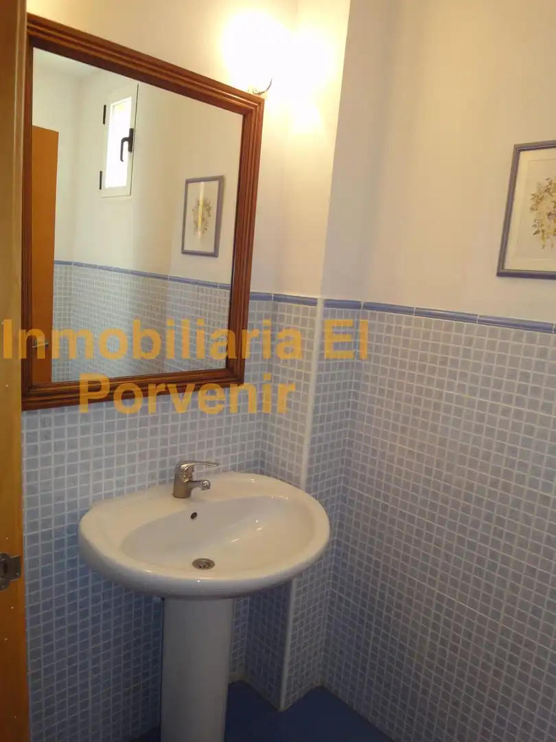 Baño de Casa adosada en venta en Torrent con Calefacción, Jardín privado y Terraza