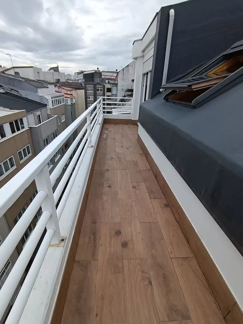 Terrasse von Wohnung zur Miete in A Coruña Capital  mit Heizung, Terrasse und Möbliert