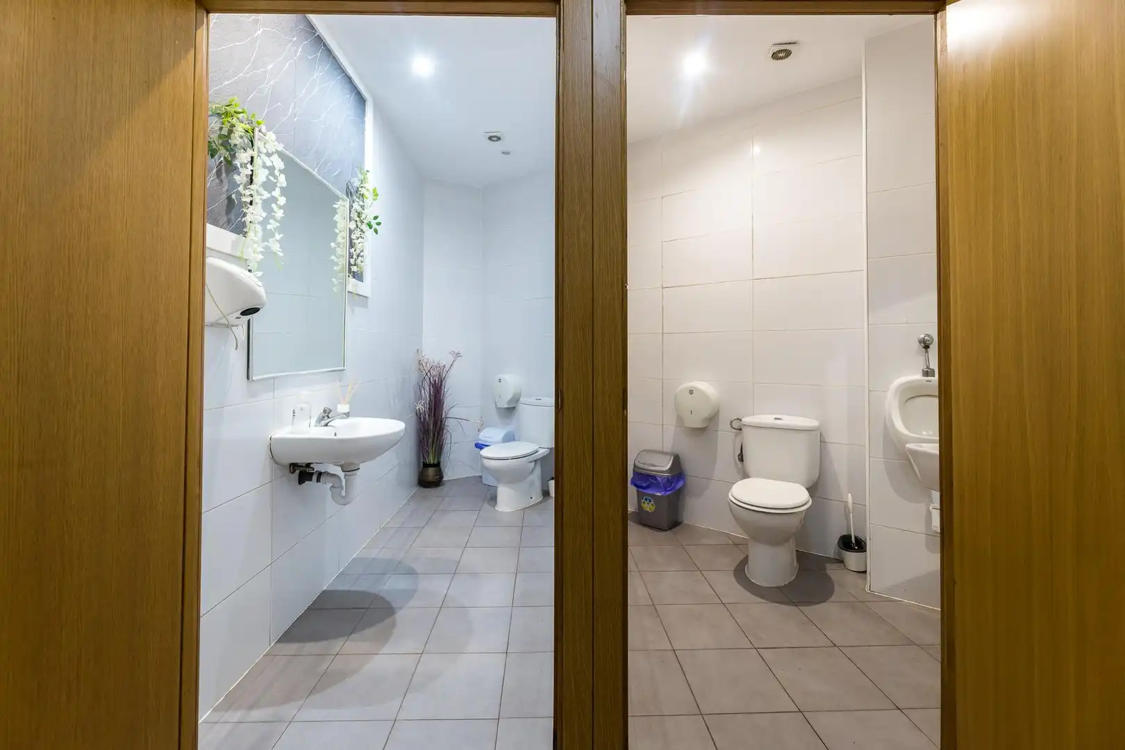 Baño de Local de alquiler en  Palma de Mallorca con Terraza y Amueblado
