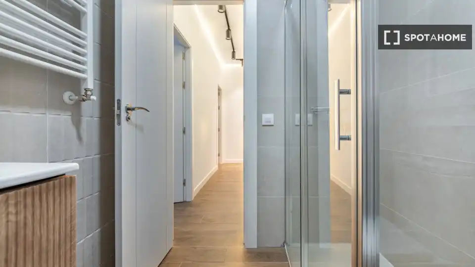Habitación en Madrid, Madrid