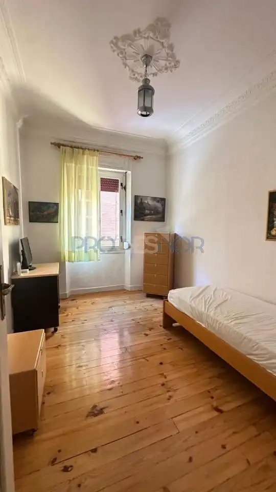 Habitación de Piso en venta en León Capital  con Calefacción, Terraza y Balcón