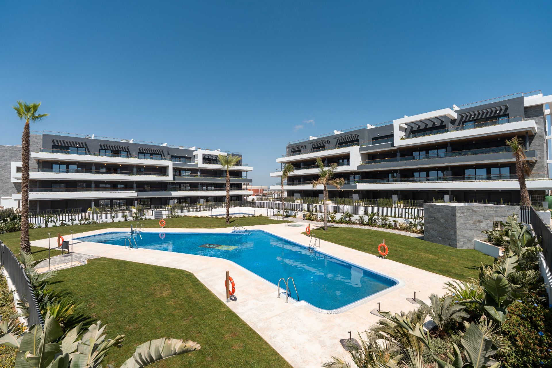 Apartment for sale in Calle Zv 54, Los Balcones - Los Altos