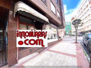 Locale commerciale in vendita a Calle República Argentina