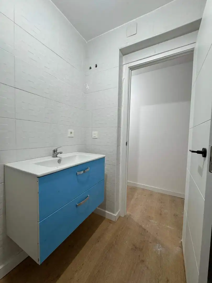 Baño de Apartamento en venta en San Andrés del Rabanedo con Parquet y Trastero