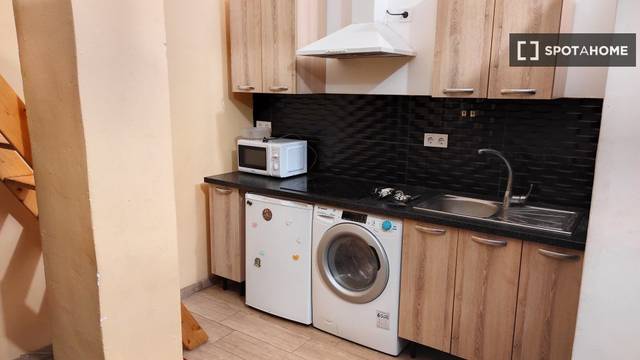 Piso en Alquiler en Canillejas