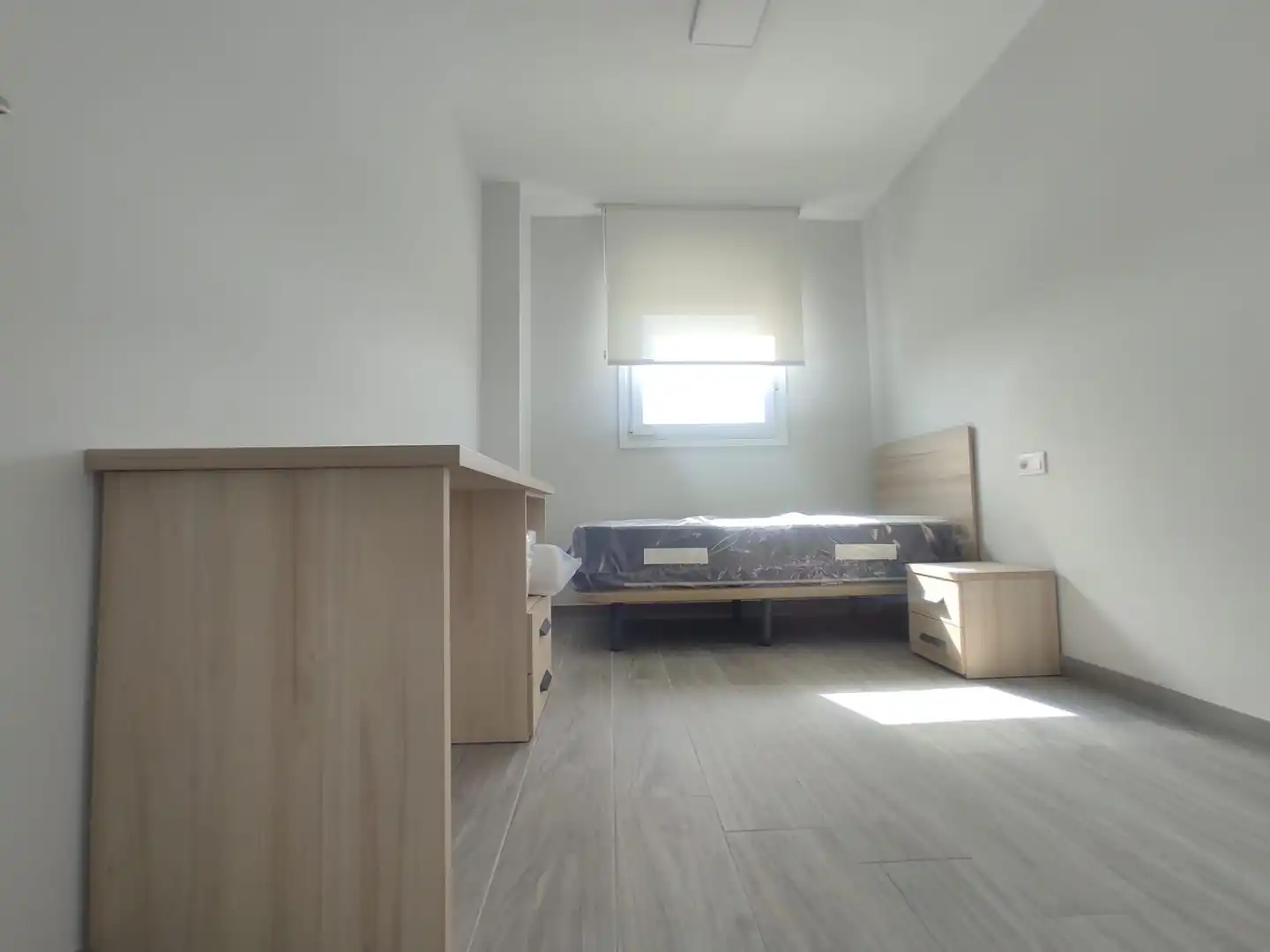 Schlafzimmer von Wohnung zur Miete in Dos Hermanas mit Klimaanlage, Heizung und Terrasse