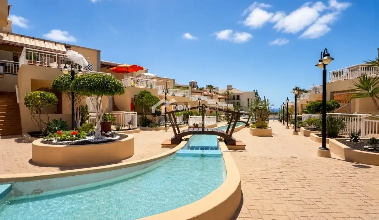 Exterior view of Ground floor for rent in Adeje  with Terrace, Swimming Pool and Furnished