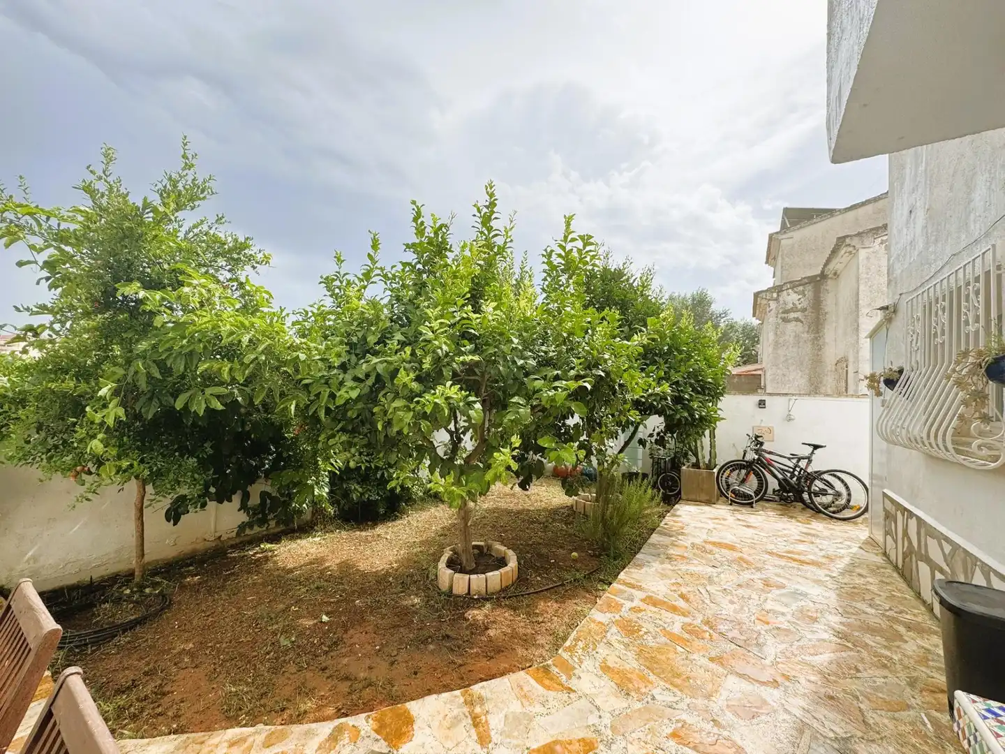 Garten von Einfamilien-Reihenhaus zum Verkauf in Dénia mit Klimaanlage, Privatgarten und Terrasse