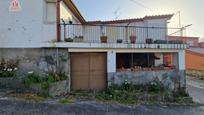 Vista exterior de Casa o xalet en venda en Ourense Capital  amb Calefacció, Terrassa i Traster