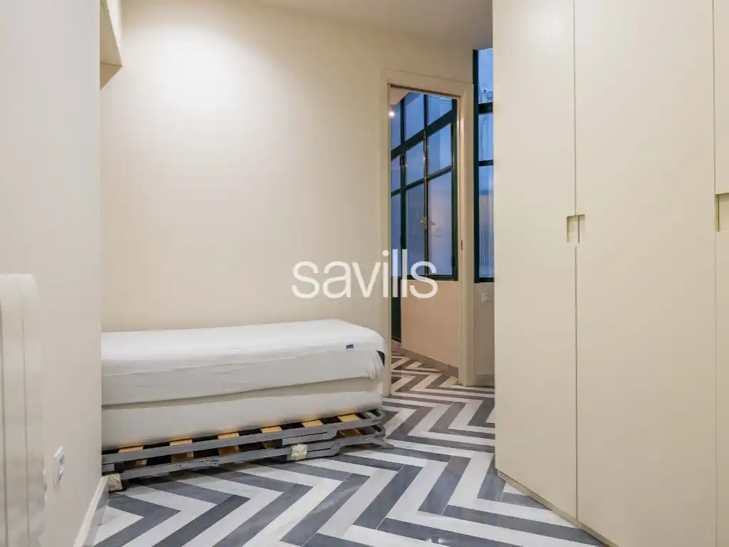 Bedroom of Apartments for sale in Sevilla