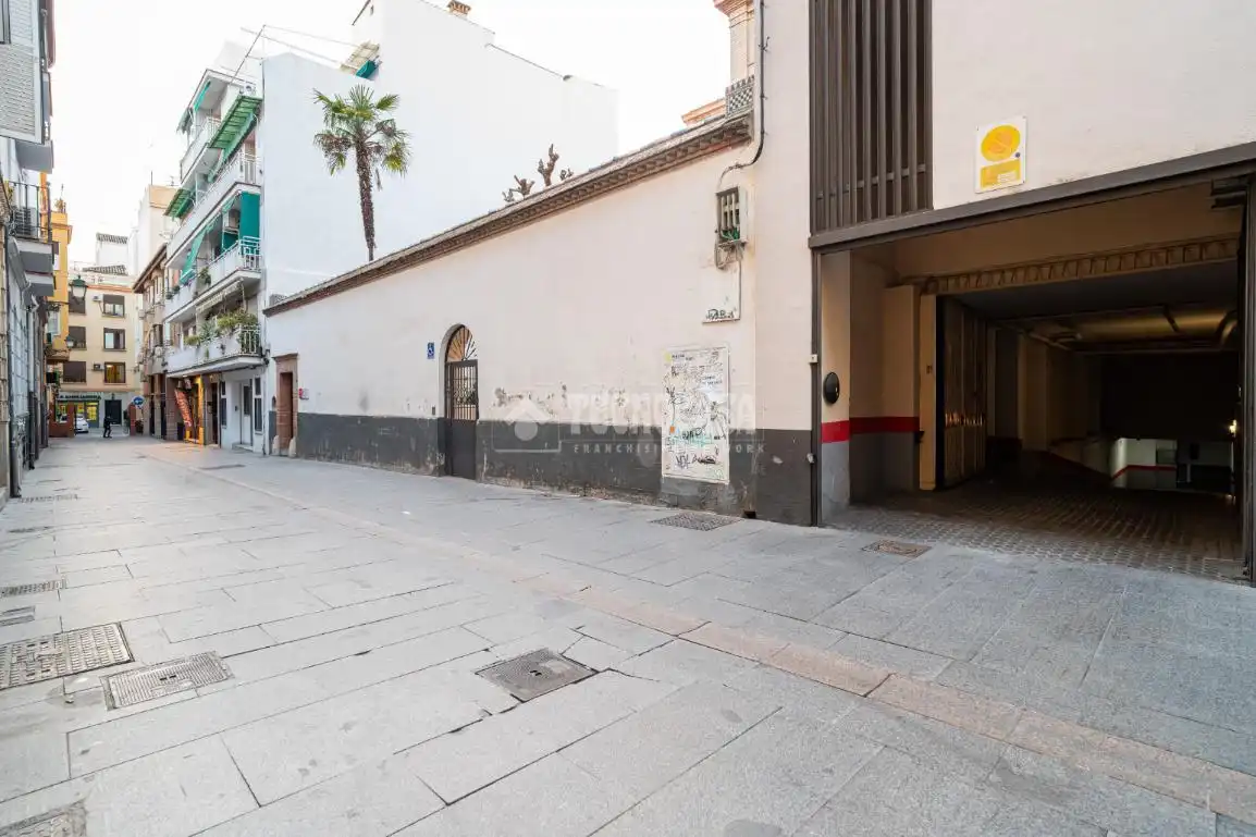 Aparcament amb ascensor en venda a Centro, imagen 12