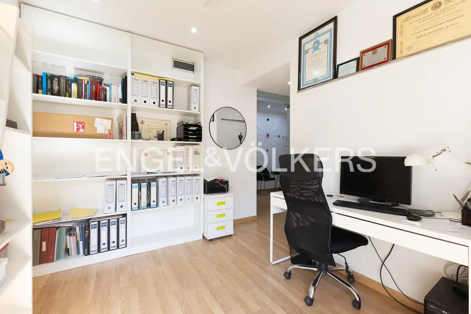 Flat for rent in Valencia  with Air Conditioner, Heating and Parquet flooring