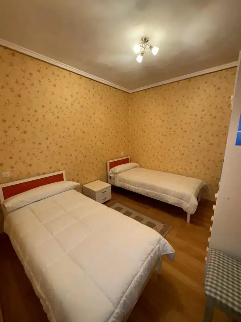 Habitación de Piso en venta en Azagra con Parquet y Amueblado