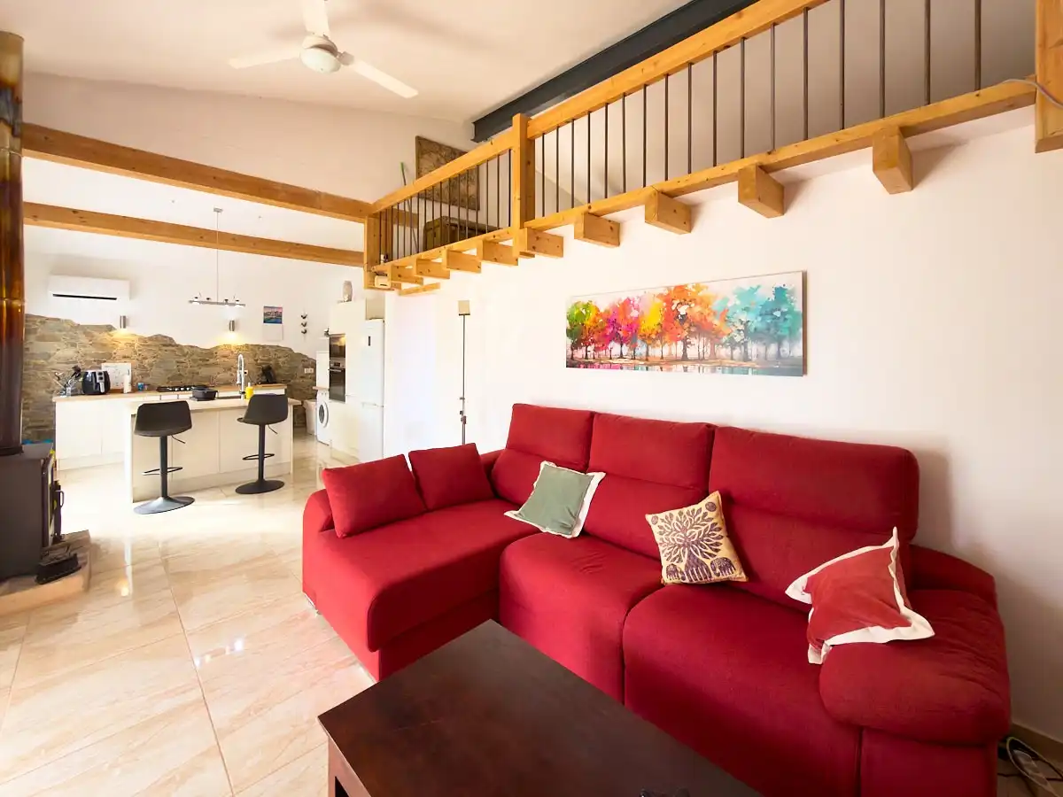 Wohnzimmer von Country house zum Verkauf in Aspe mit Klimaanlage, Heizung und Privatgarten