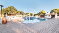 Swimming pool of House or chalet for sale in Manises  with Air Conditioner, Heating and Private garden