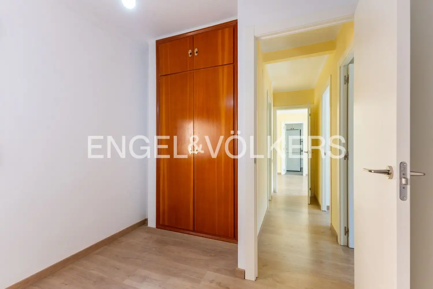 Piso de alquiler en Valencia con Aire acondicionado, Calefacción y Parquet