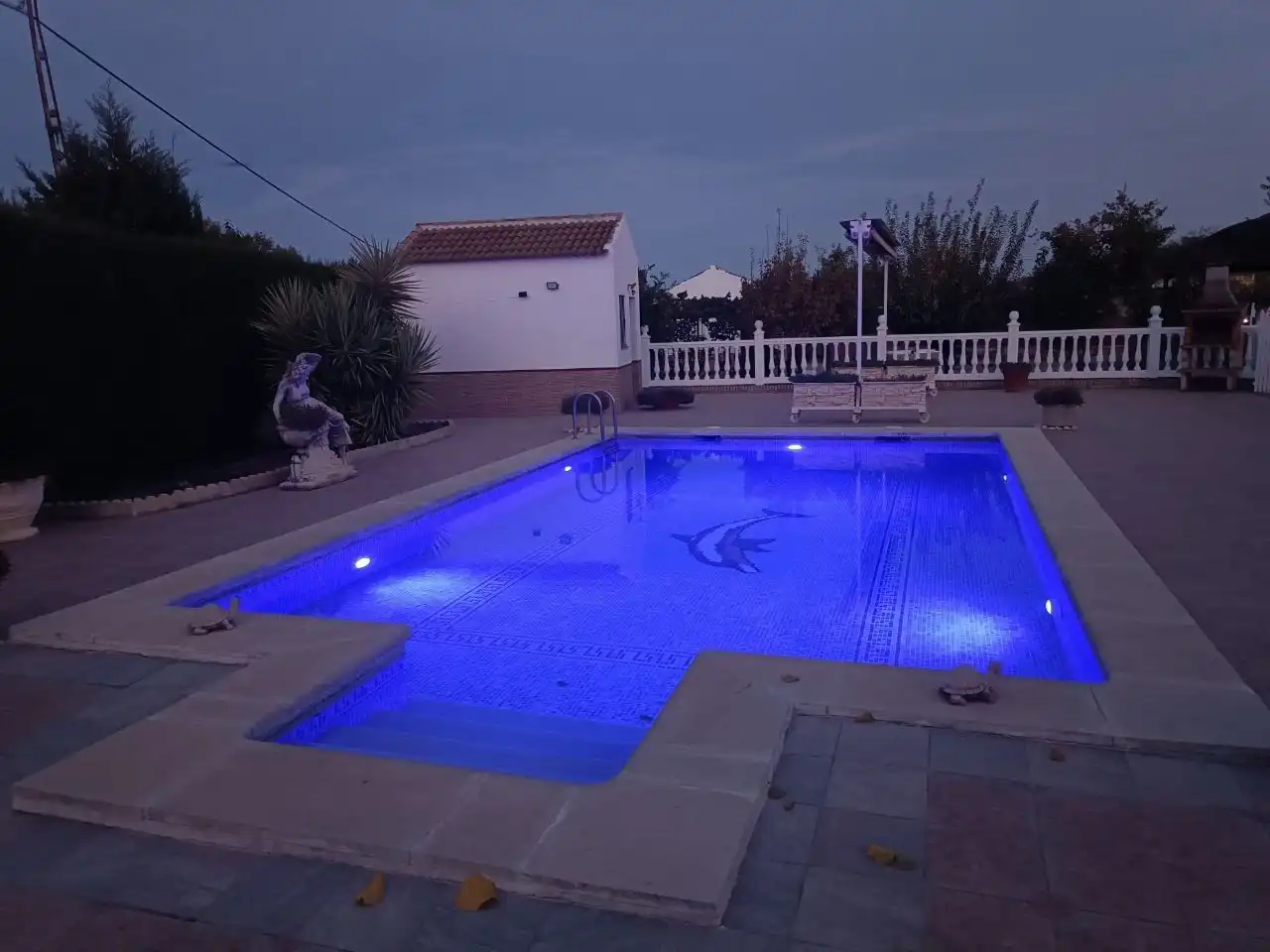 Chalet con jardín en venta en Avenida Camino Cantillana 1, imagen 24
