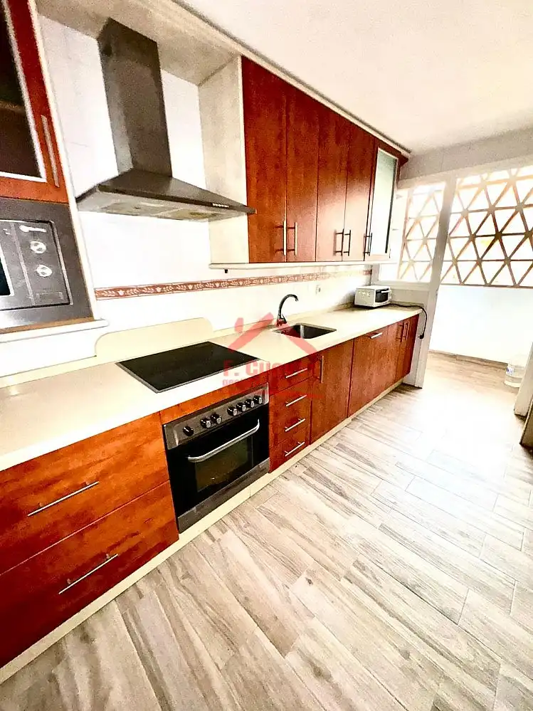 Apartamento con piscina en venta en Caleta de Vélez, imagen 11