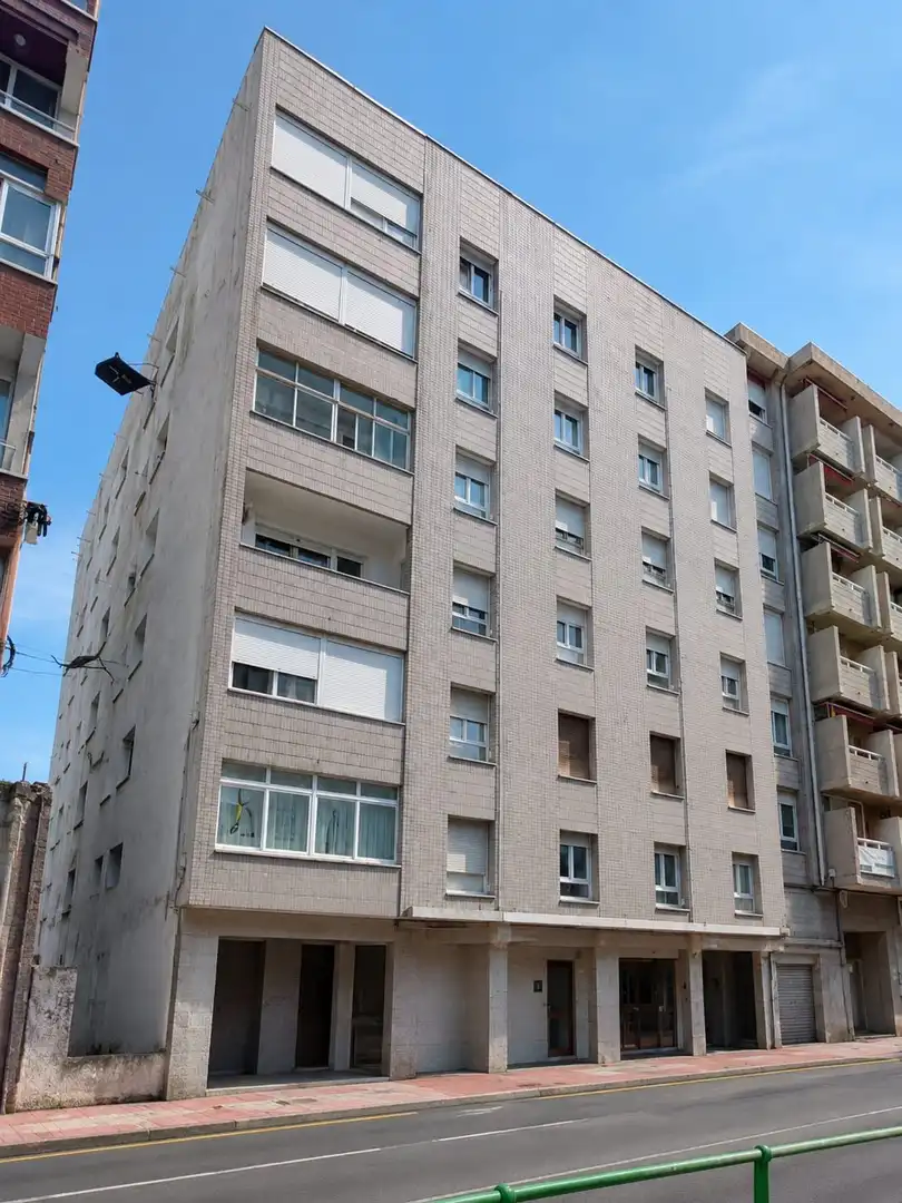 Flat for sale in La Ronda, Centro