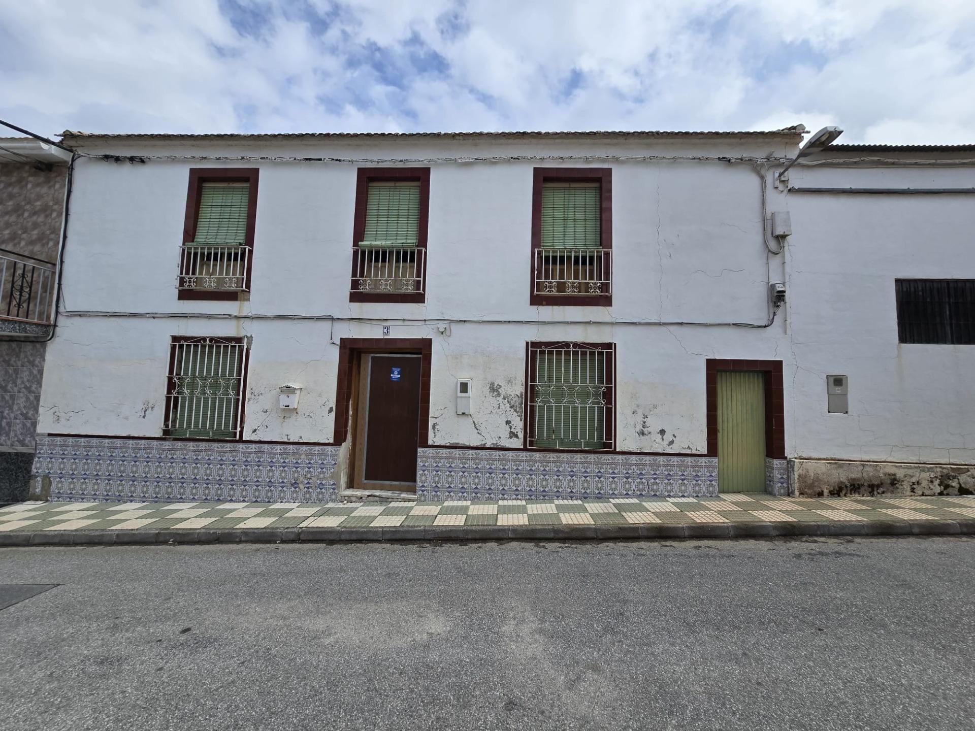 Vista exterior de Casa adosada en venda en Chimeneas