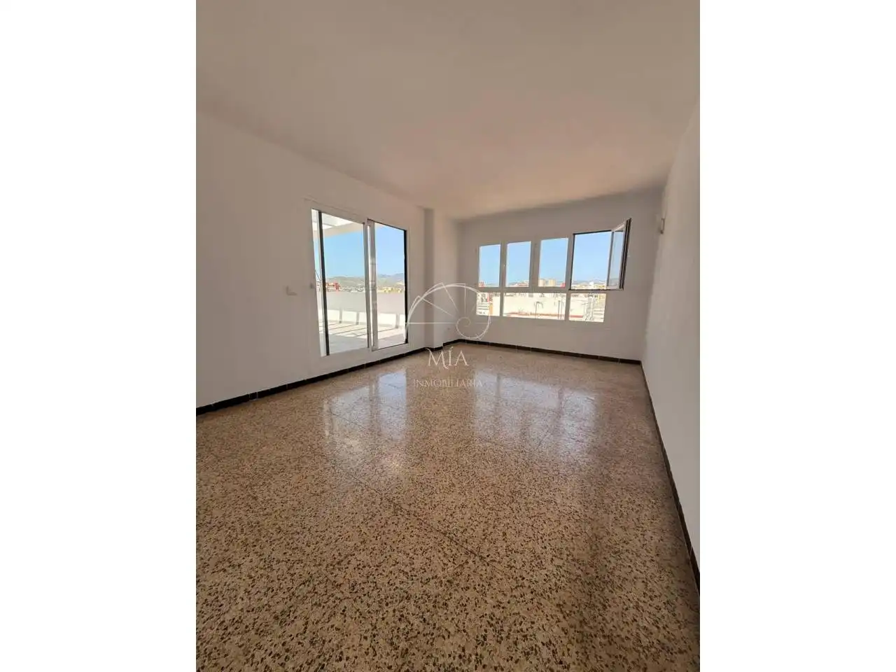Penthouse with lift to rent in Calle Albacete, imagen 3