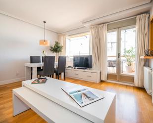 Living room of Attic for sale in  Madrid Capital  with Air Conditioner, Terrace and Furnished