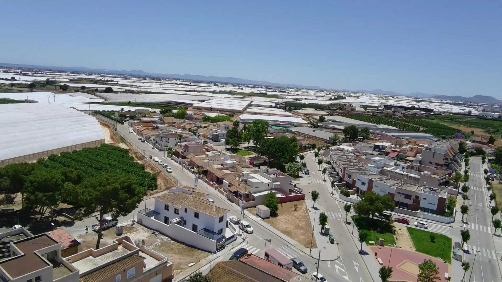 Vista exterior de Casa adosada en venta en Pilar de la Horadada con Calefacción, Jardín privado y Terraza