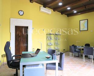 Office to rent in  Valencia Capital  with Air Conditioner and Furnished