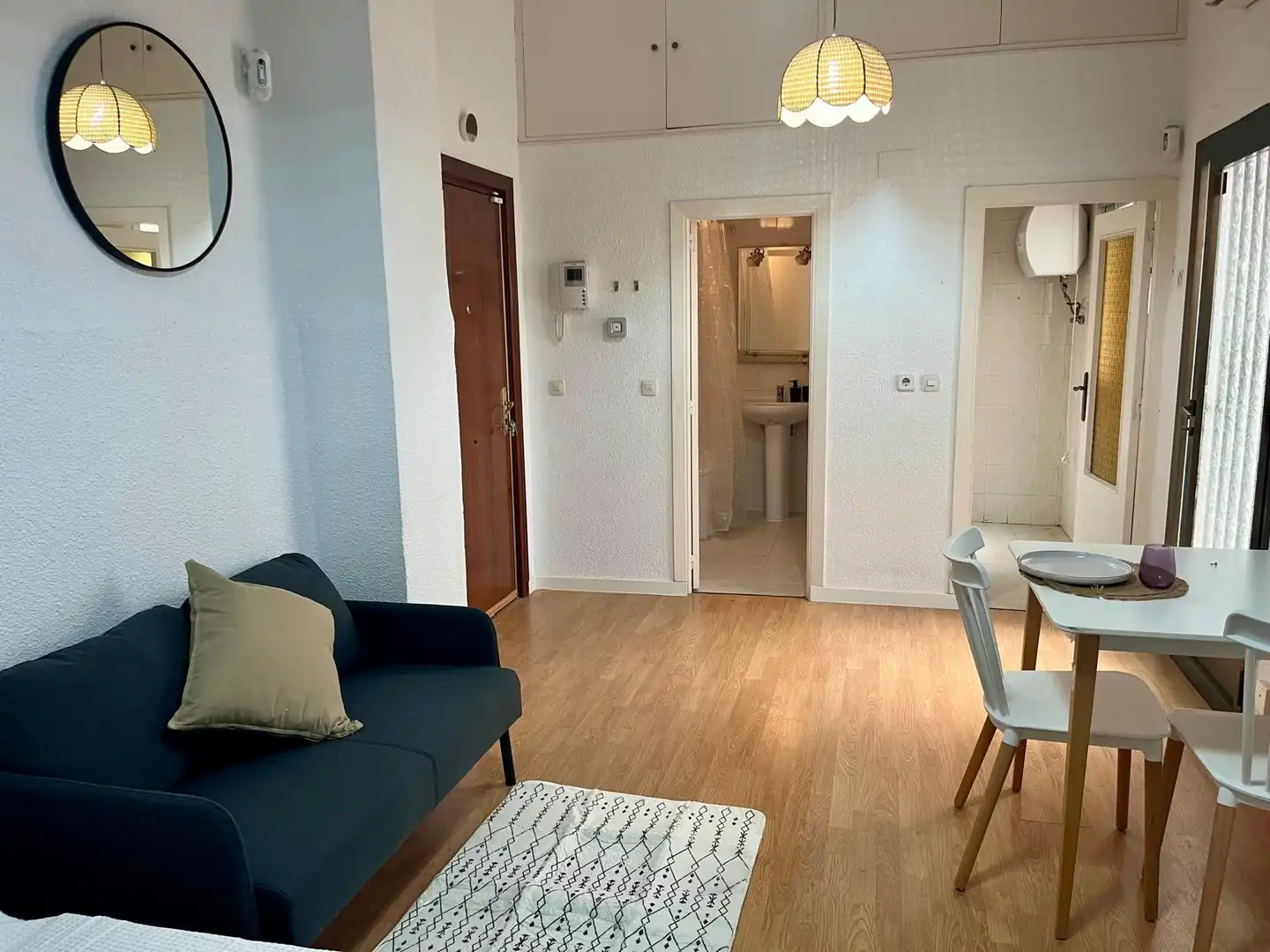 Wohnzimmer von Wohnung zum Verkauf in Madrid mit Heizung, Waschmaschine und Fernseher