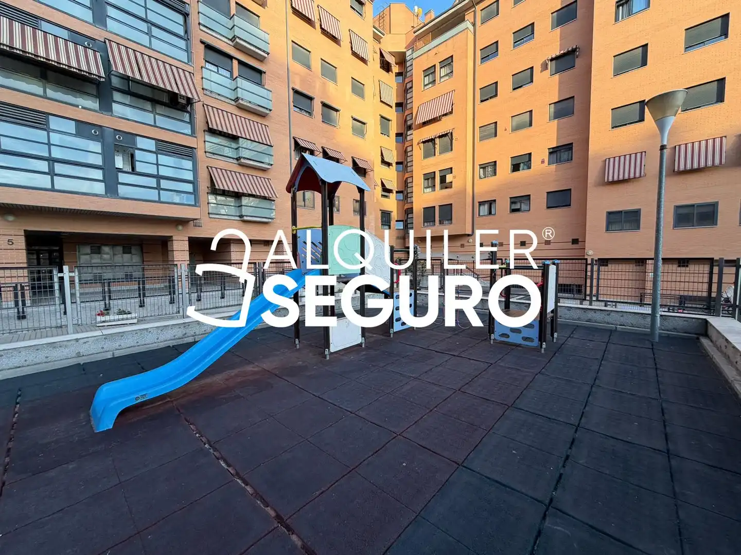 Appartamento con piscina in affitto a Antonio Muñoz Molina, imagen 3