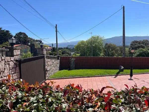 Vista exterior de Casa o chalet en venta en A Guarda   con Calefacción, Jardín privado y Terraza
