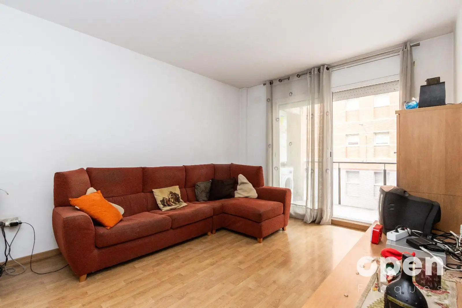 Living room of Flat for sale in Terrassa  with Air Conditioner, Heating and Terrace