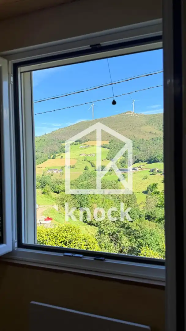 Casa o xalet en venda en Valdés - Luarca amb Calefacció i Jardí privat