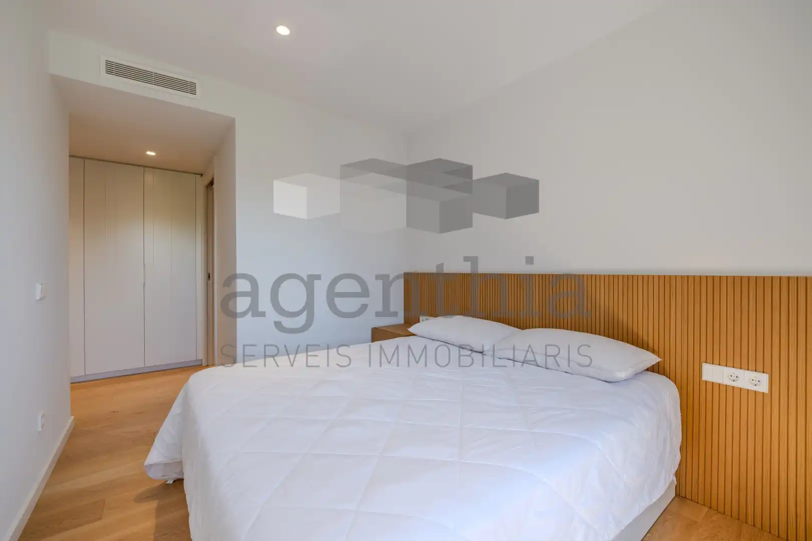 Habitación de Piso en venta en Girona con Aire acondicionado, Calefacción y Trastero