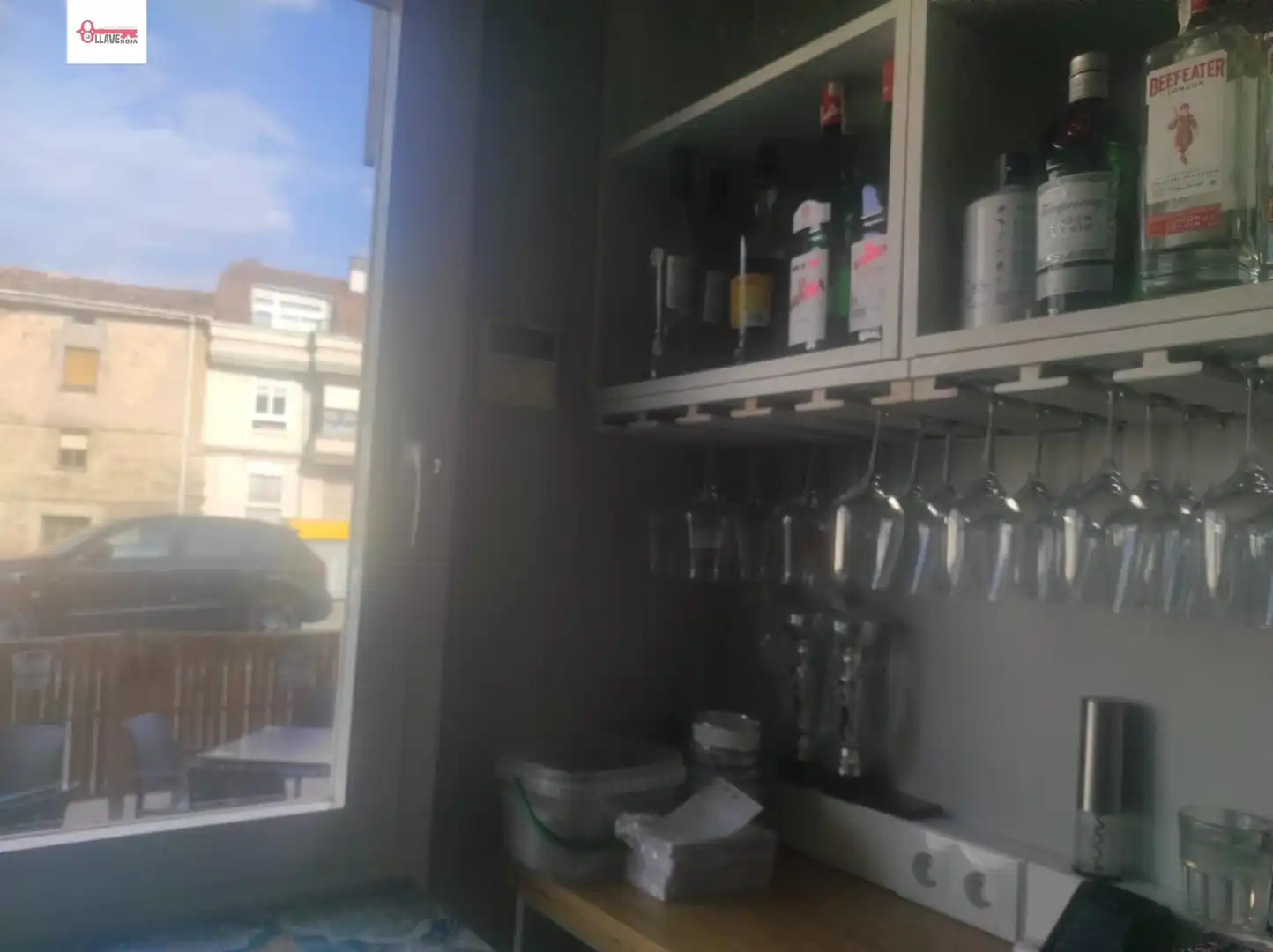 Cuina de Local en venda en Burgos amb Aire condicionat i Moblat