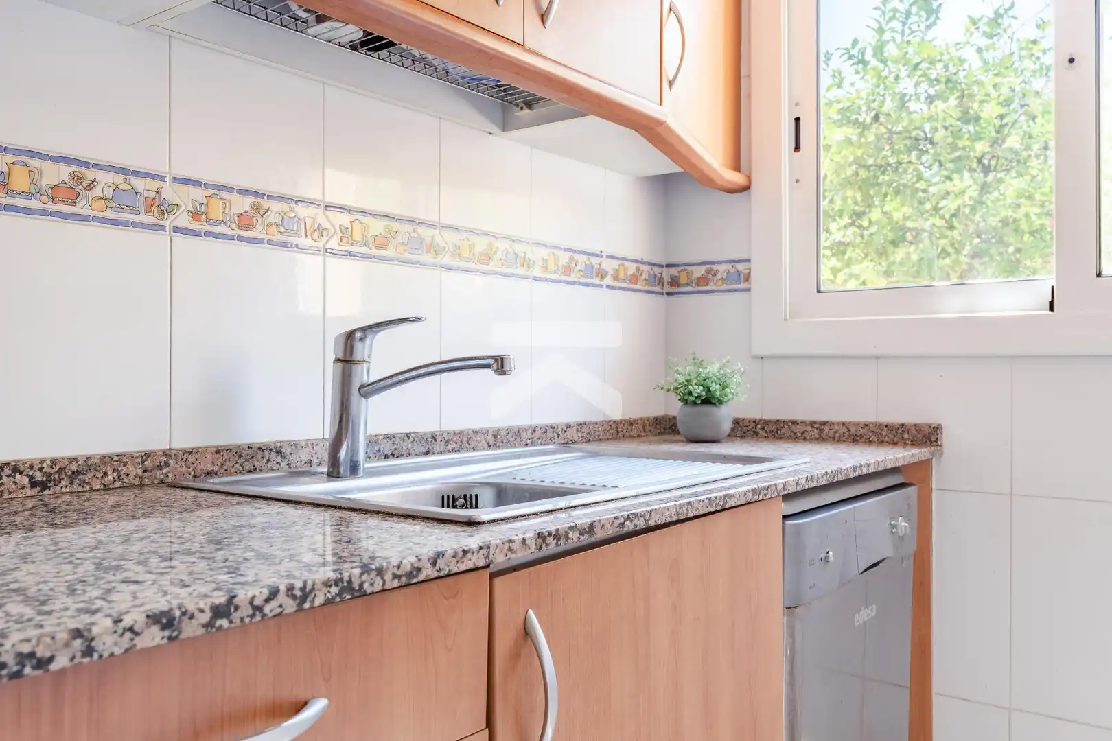 Casa aparellada amb terrassa en venda a Platja de Mont-roig, imagen 23