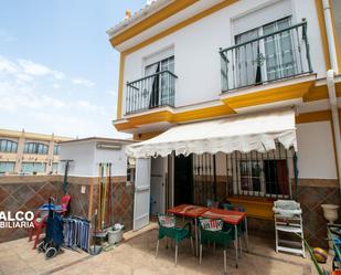 Vista exterior de Casa adosada en venda en Torrox amb Terrassa