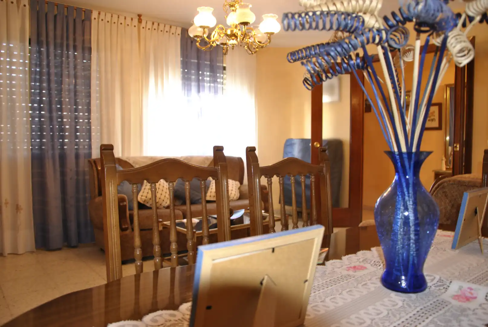 Habitación de Casa adosada en venta en Alagón del Río con Aire acondicionado, Calefacción y Jardín privado