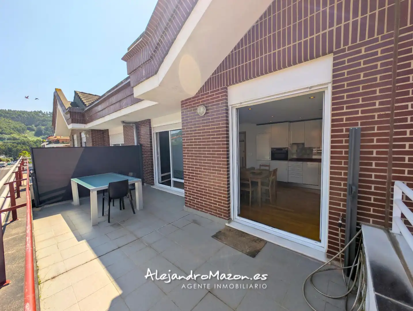 Terraza de Ático en venta en Castro-Urdiales con Calefacción, Parquet y Terraza