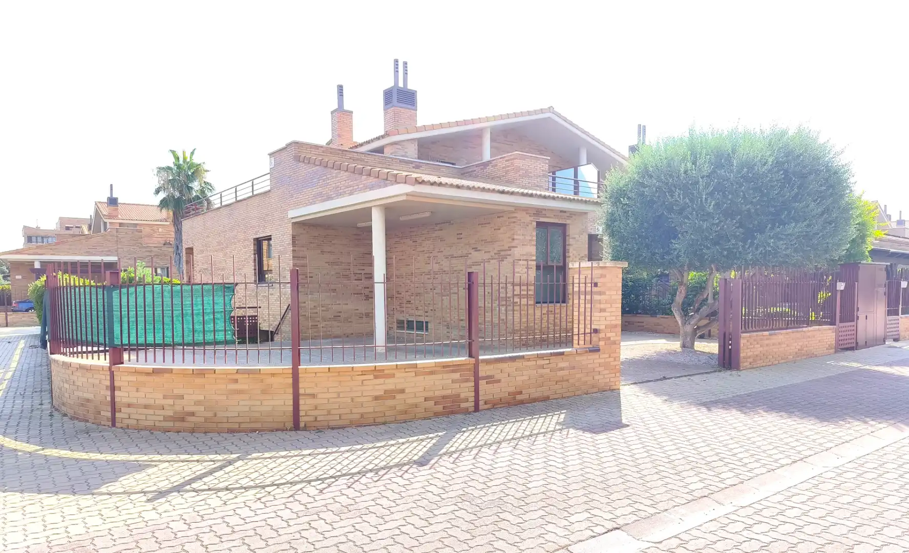 Vista exterior de Casa o chalet en venta en Zaragoza con Aire acondicionado, Jardín privado y Parquet