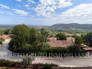 Ático con piscina en venta en La Sella
