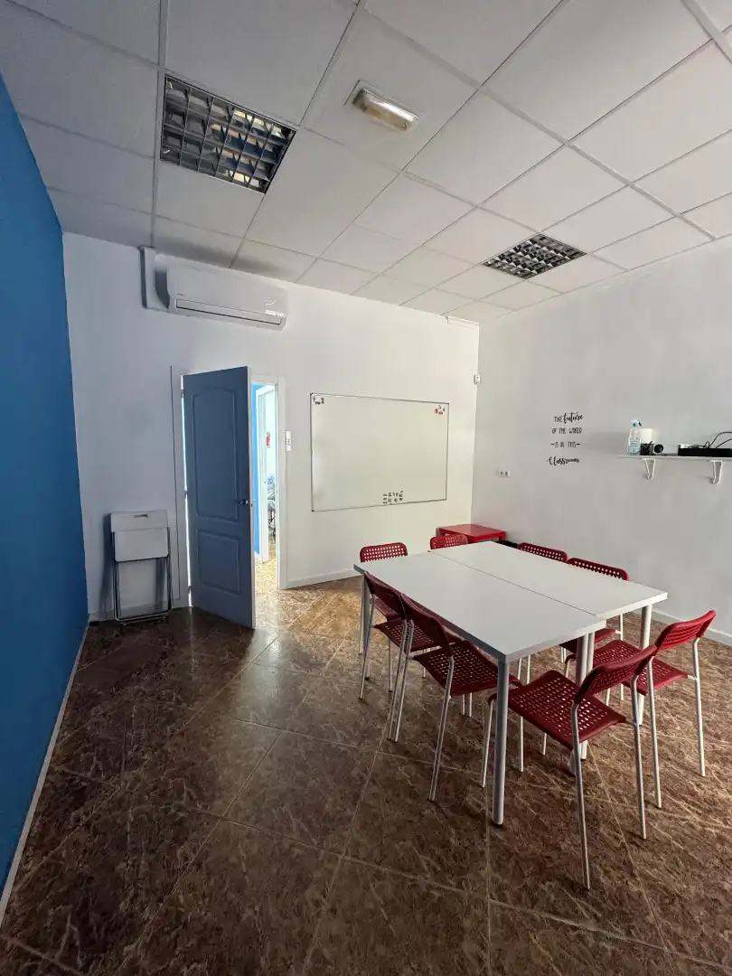 Geschaftsraum zur Miete in Valencia