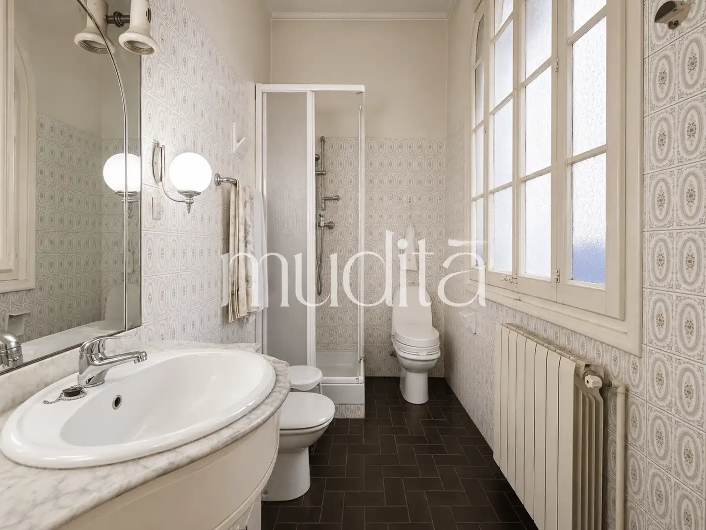 Baño de Casa adosada en venta en El Masnou con Trastero y Balcón