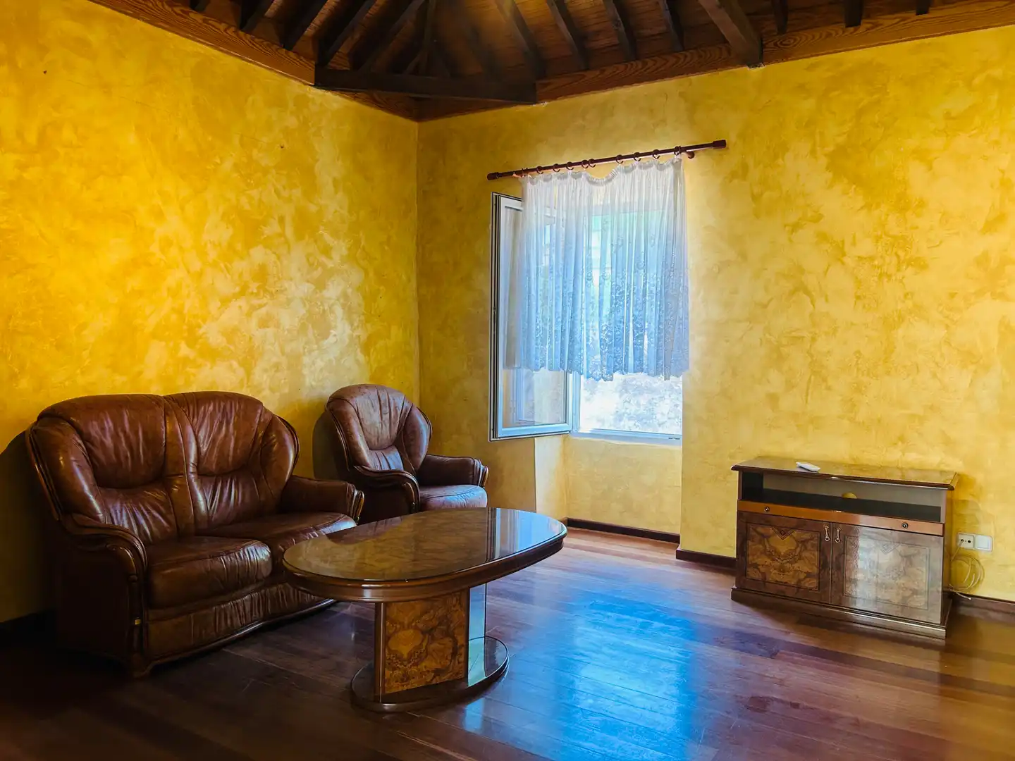 Living room of Detached homes for sale in San Bartolomé de Tirajana  with Air Conditioner, Heating and Private garden