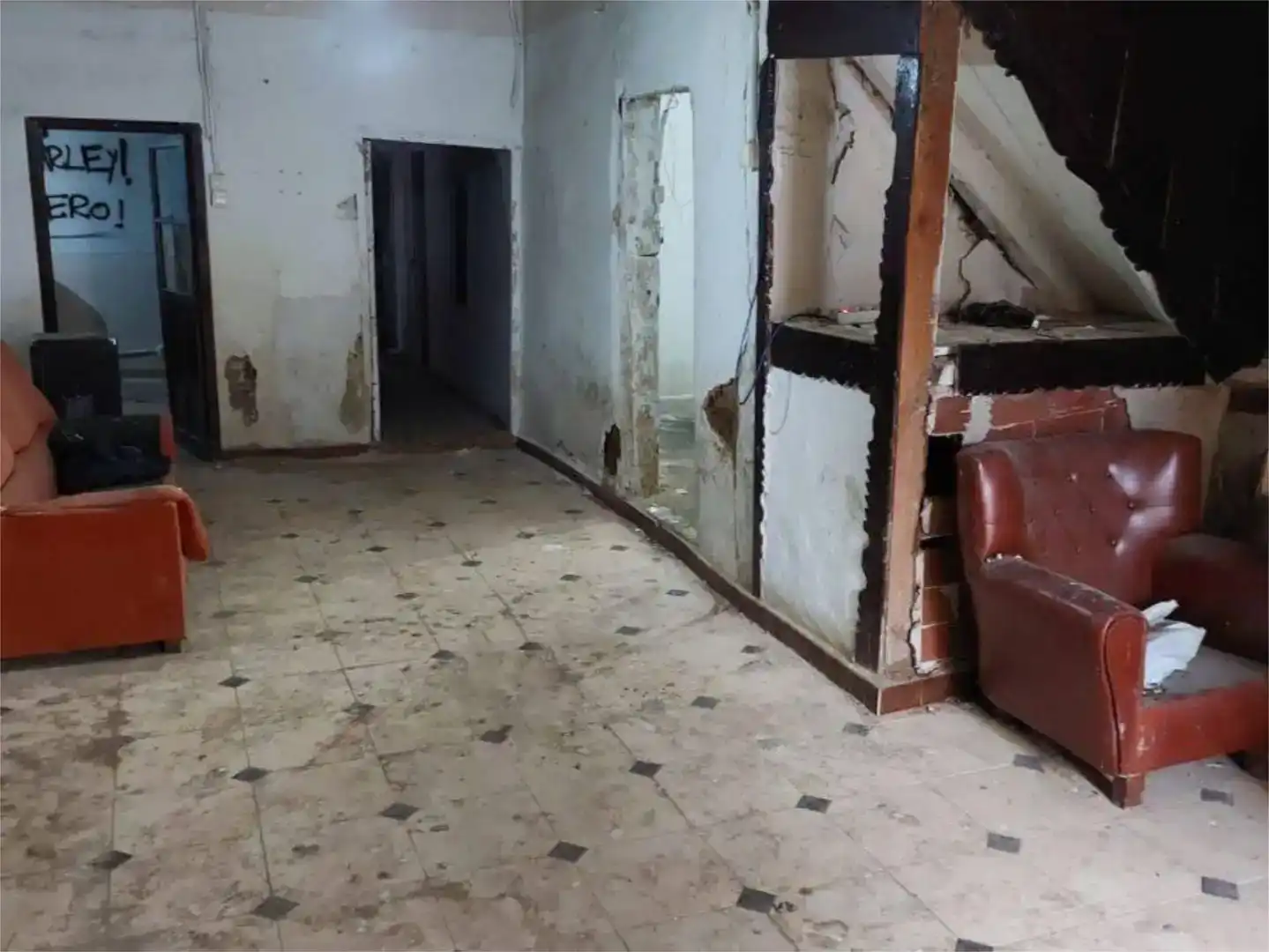 Casa adosada en venda en Villa del Prado amb Balcó