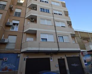 Vista exterior de Local en venda en  Almería Capital
