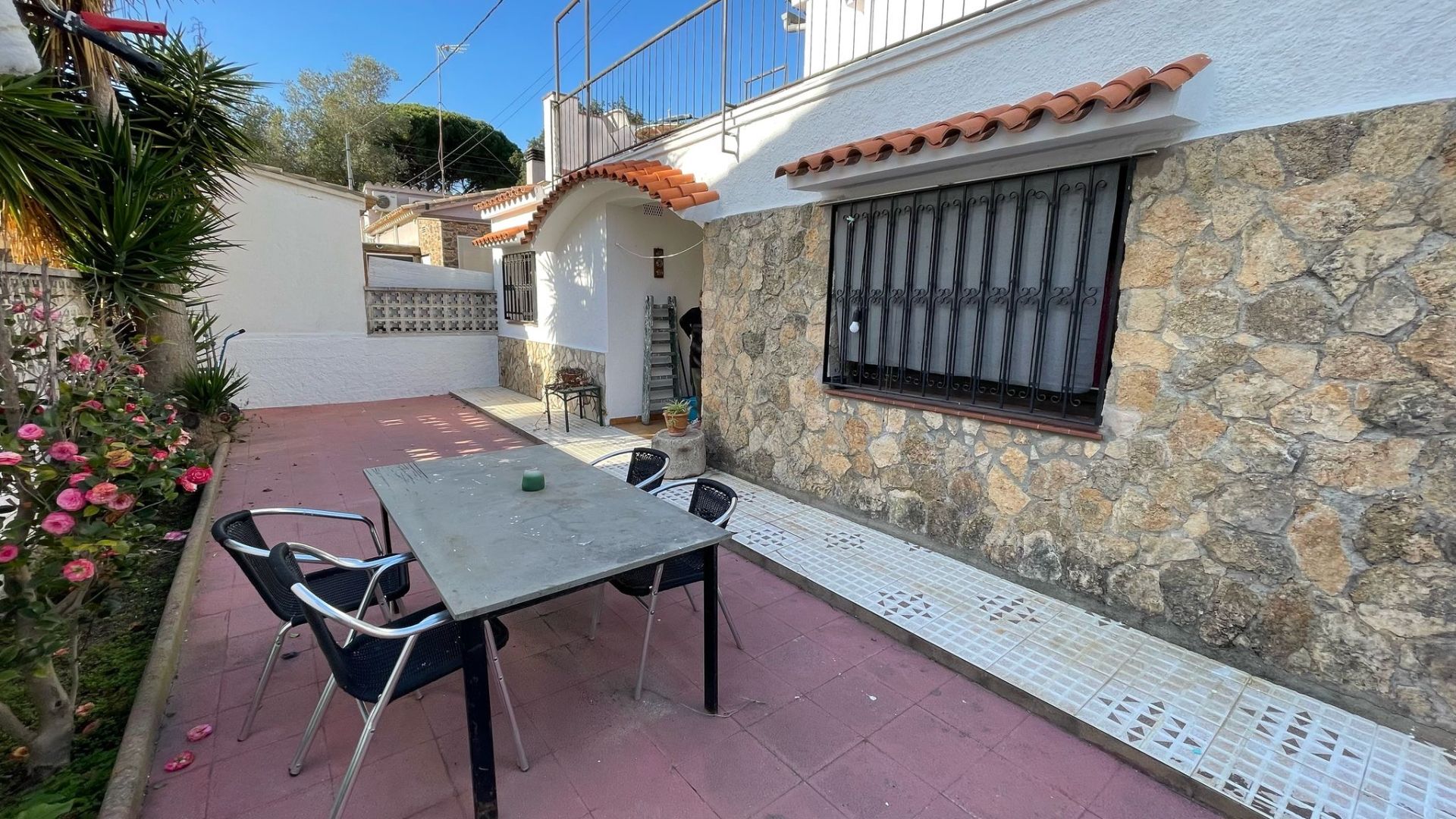 Casa adosada en venda a Santa Cristina Poble