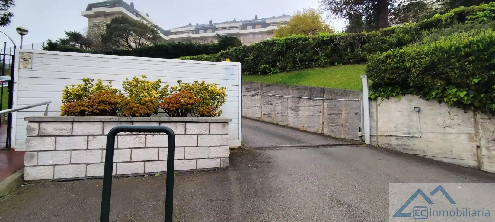 Parking of Garage for rent in Santander