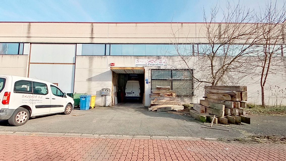 Vista exterior de Nau industrial de lloguer en Altsasu / Alsasua