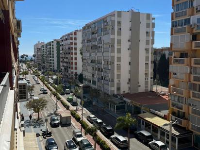 Vista exterior de Pis en venda en Vélez-Málaga amb Piscina comunitària